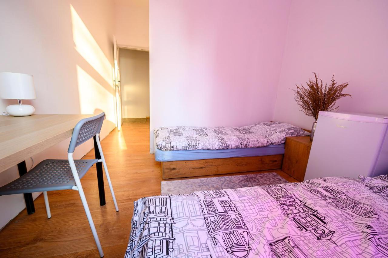 Mru Rooms 라시보르츠 외부 사진